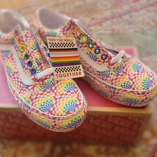 NIB Old Skool Platform Pride Vans